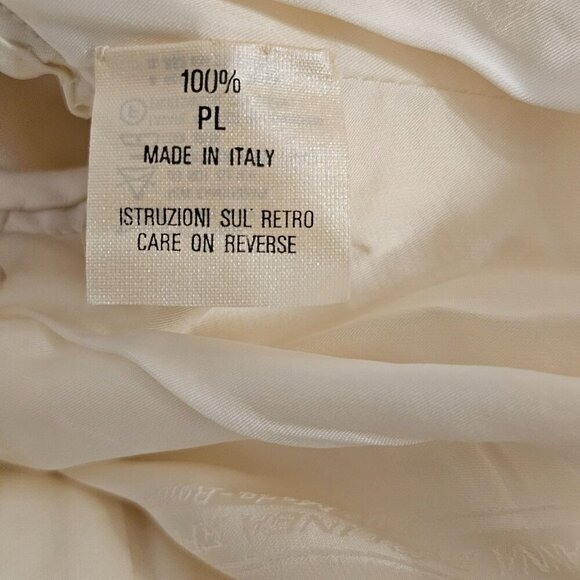 The Floranna Beige Wedding Dress in size 14 - Picture 9 of 9